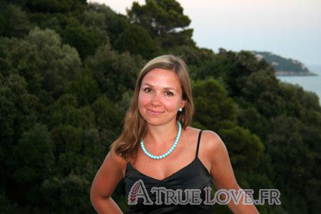 101323 - Elmira Âge: 29 - Russie