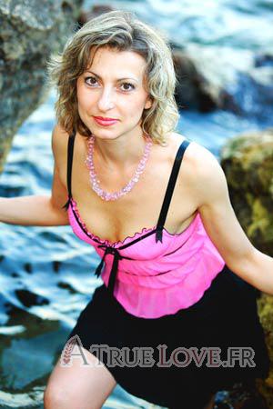 102993 - Viktoria Âge: 39 - Ukraine