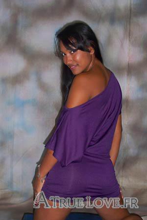 106515 - Kimberly Âge: 24 - Colombie