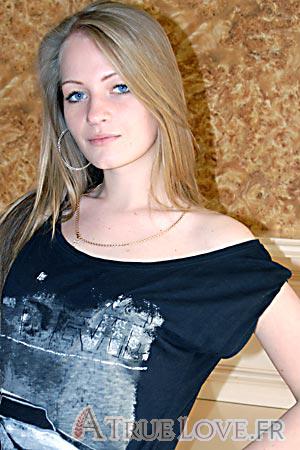 112568 - Victoria Âge: 18 - Ukraine