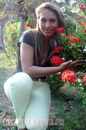 137830 - Yudis Lucia &Acirc;ge: 45 - Colombie