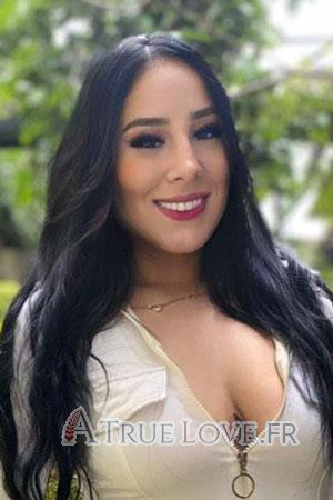 213767 - Mariana Âge: 26 - Colombie