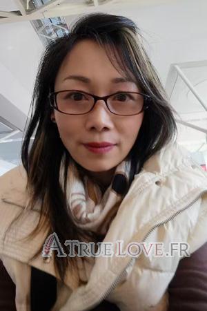 Ladies of Chine