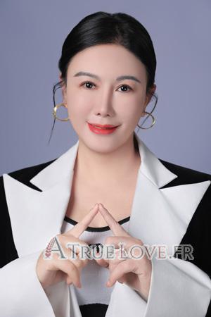 Ladies of Chine