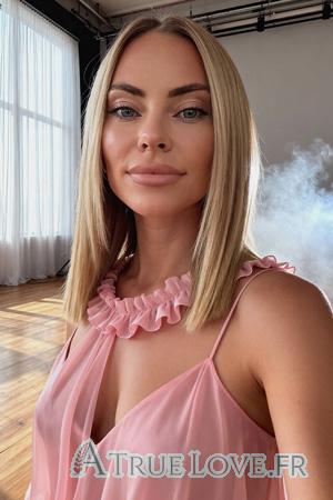 226116 - Khrystyna &Acirc;ge: 37 - Ukraine