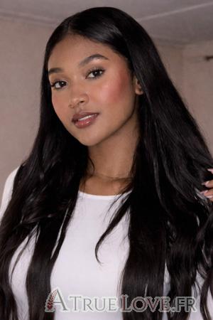 227052 - Erika &Acirc;ge: 22 - Colombie