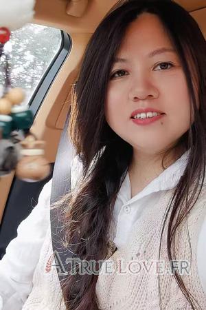 Ladies of Chine