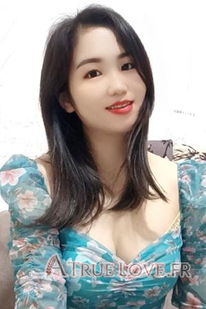 Ladies of Chine