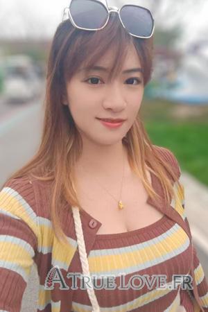 Ladies of Chine