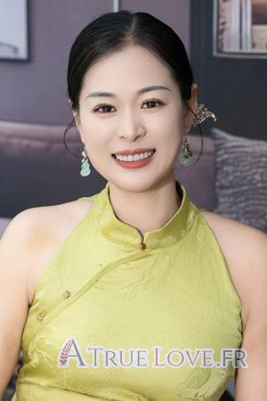 Ladies of Chine