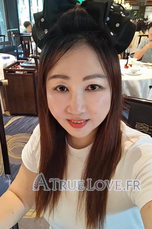 Ladies of Chine