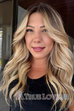 228379 - Cindy &Acirc;ge: 52 - Costa Rica