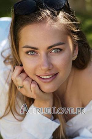 228429 - Oleksandra &Acirc;ge: 38 - Ukraine