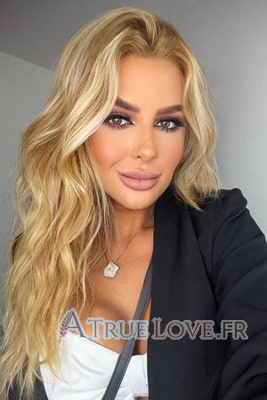 228567 - Raissa &Acirc;ge: 38 - Brazil