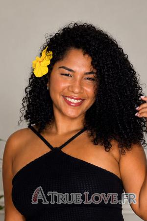 228631 - Yesenia &Acirc;ge: 35 - Colombie