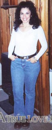 51466 - Alexandra Âge: 44 - Costa Rica