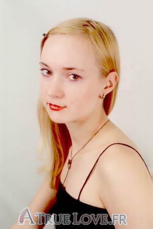 52114 - Larisa Âge: 29 - Russie