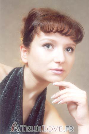 52137 - Maria Âge: 31 - Russie