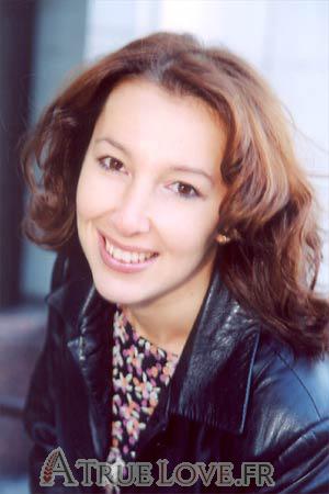 54524 - Elena Âge: 37 - Russie