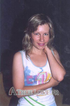 54870 - Larisa Âge: 36 - Ukraine