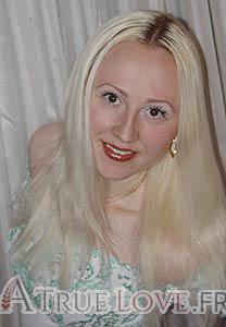 56986 - Alena Âge: 38 - Russie