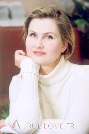 57222 - Victoria Âge: 40 - Russie