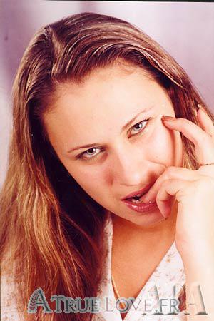 57747 - Elena Âge: 29 - Ukraine