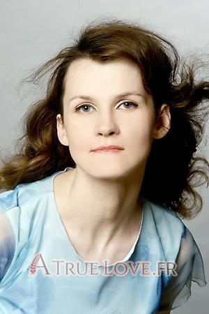 61278 - Natalya Âge: 32 - Russie