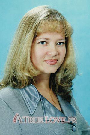 64176 - Olga Âge: 39 - Russie