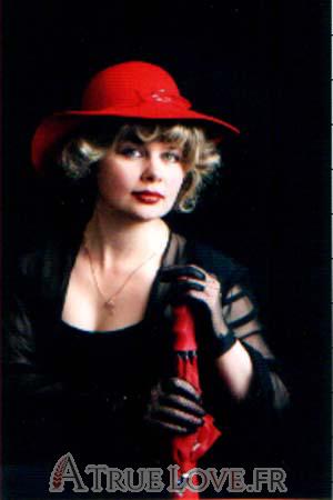 66513 - Svetlana Âge: 35 - Russie