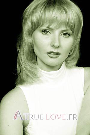 66889 - Svetlana Âge: 30 - Russie