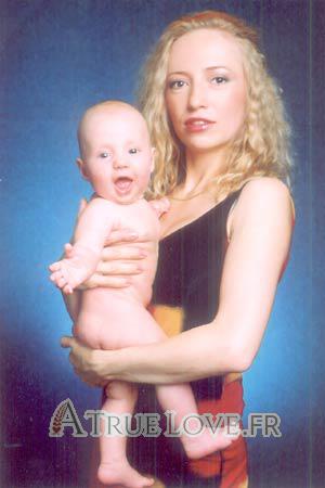 68691 - Anjela Âge: 32 - Russie