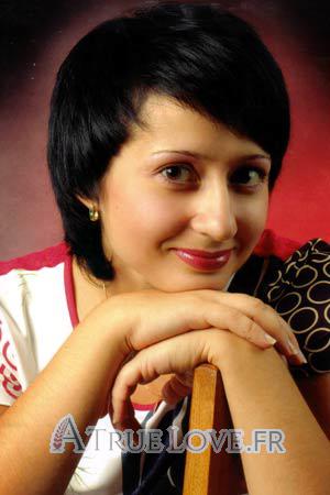 69034 - Ludmila Âge: 31 - Russie