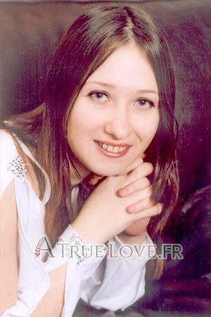 69904 - Natalia Âge: 25 - Russie