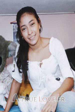 70501 - Martha Âge: 29 - Colombie