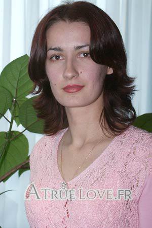 72385 - Oksana Âge: 32 - Ukraine