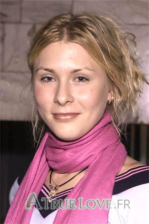 76736 - Aliona Âge: 25 - Ukraine