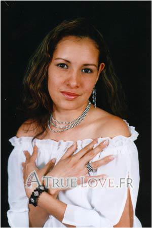 77081 - Lina Âge: 32 - Colombie