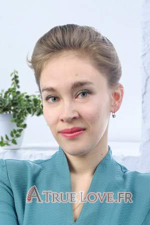 78620 - Svetlana Âge: 34 - Russie