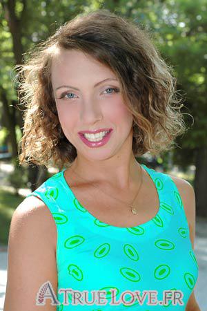 80220 - Elena Âge: 30 - Ukraine