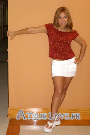 83865 - Karla Âge: 22 - Pérou