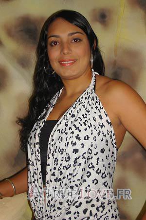 86922 - Paola Âge: 32 - Colombie