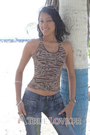 87394 - Adriana Âge: 27 - Colombie