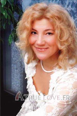 92432 - Tatiana Âge: 48 - Russie