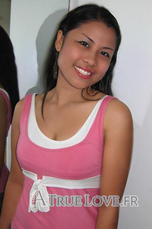 92654 - Emmadel Âge: 26 - Philippines